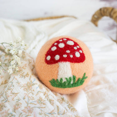 Single Wool Dryer Ball Mushroom